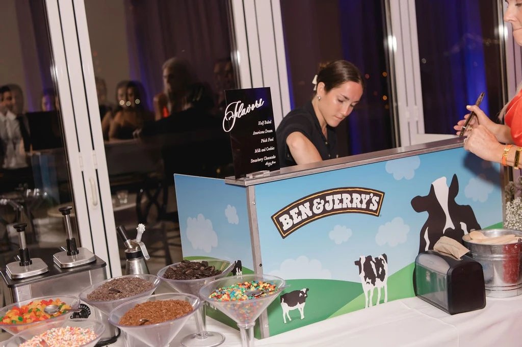 A Classic Wedding for Rachael and Adam