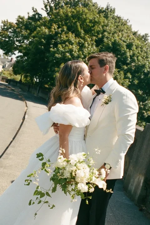 A Gardenesque Wedding for Rachel and AJ