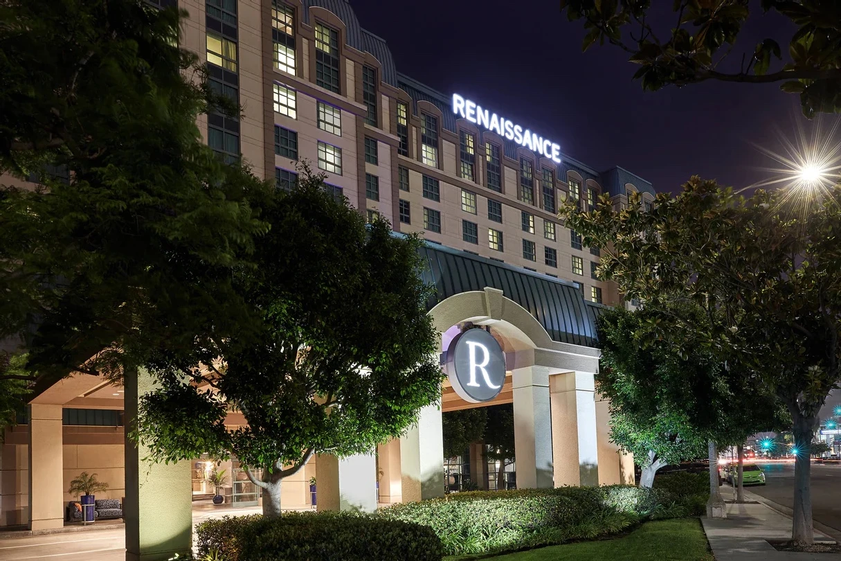 Renaissance Los Angeles Airport Hotel