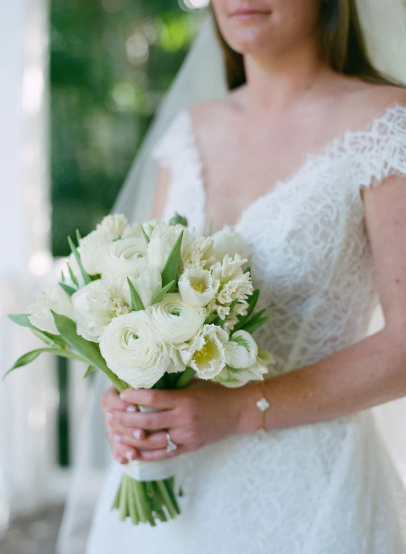 An Outdoor Wedding for Renee and Doug