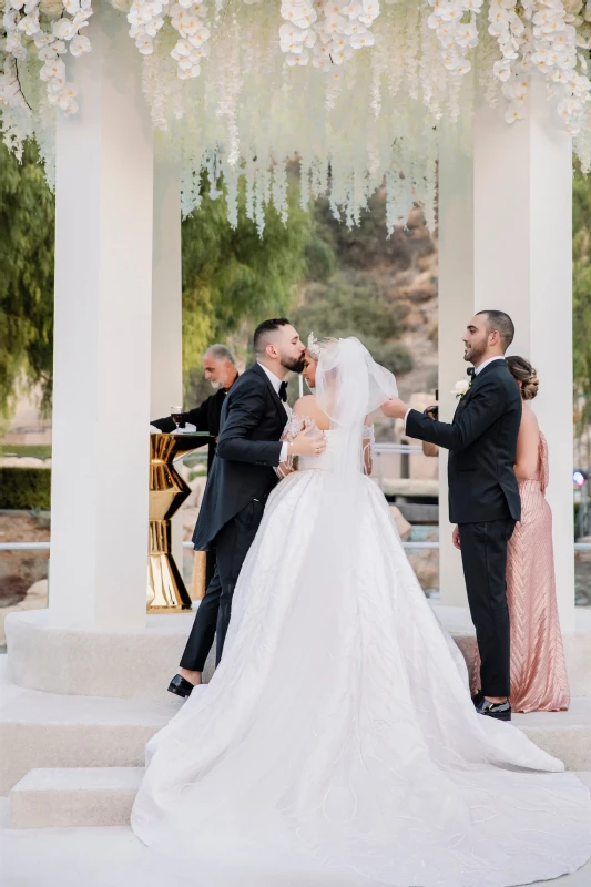 A Glam Wedding for Rita and Justin