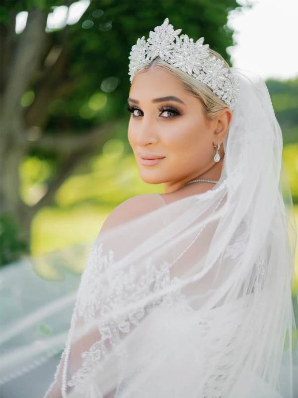 A Glam Wedding for Rita and Justin