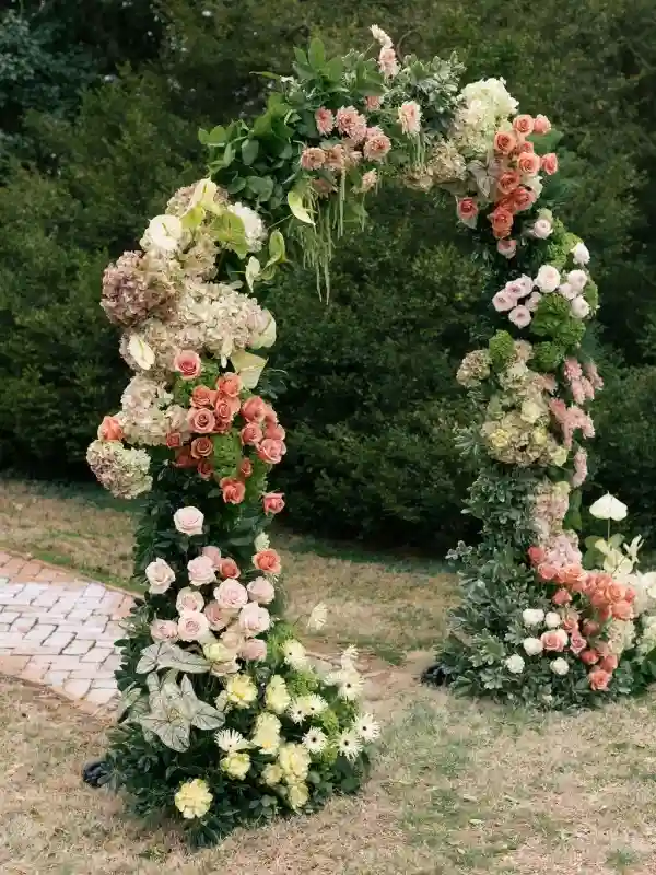 A Garden Editorial for Rose and Jude