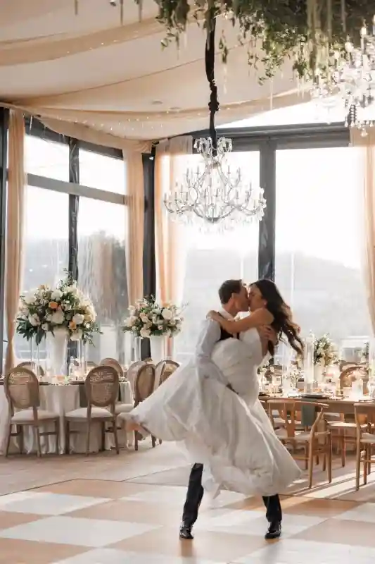 An Elegant Wedding for Sage and Connor