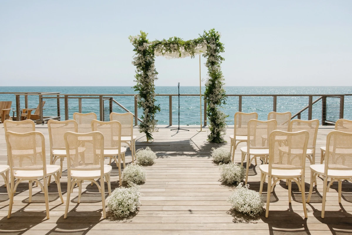 An Intimate Wedding for Samantha and Jason