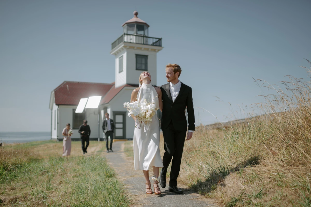 A Waterfront Wedding for Samantha and Ryan