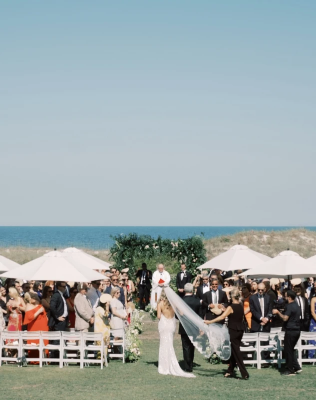 An Outdoor Wedding for Samantha and Ryan