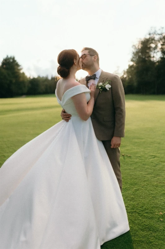 A Vintage Wedding for Samantha and Philippe