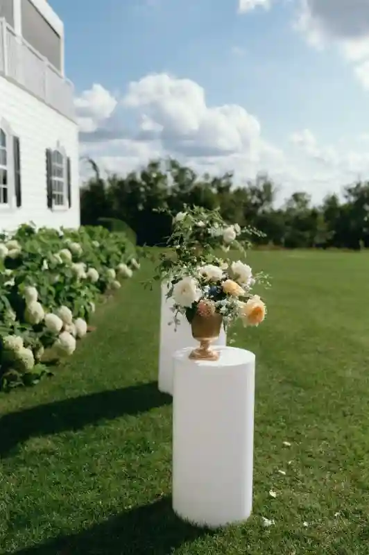 A Vintage Wedding for Samantha and Philippe
