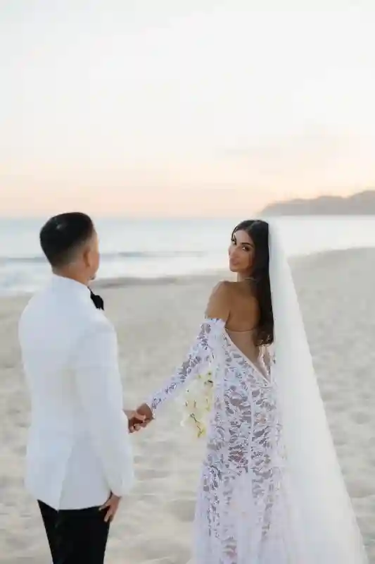 A Beach Wedding for Sana and Chris