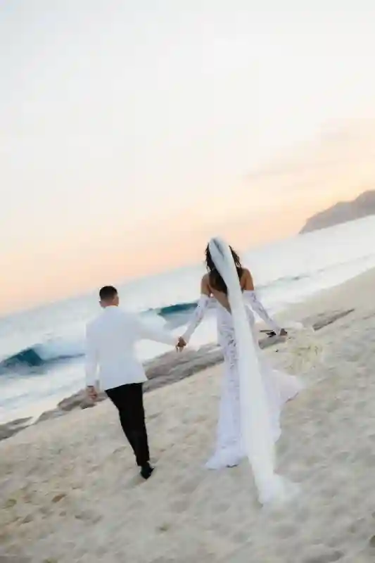 A Beach Wedding for Sana and Chris