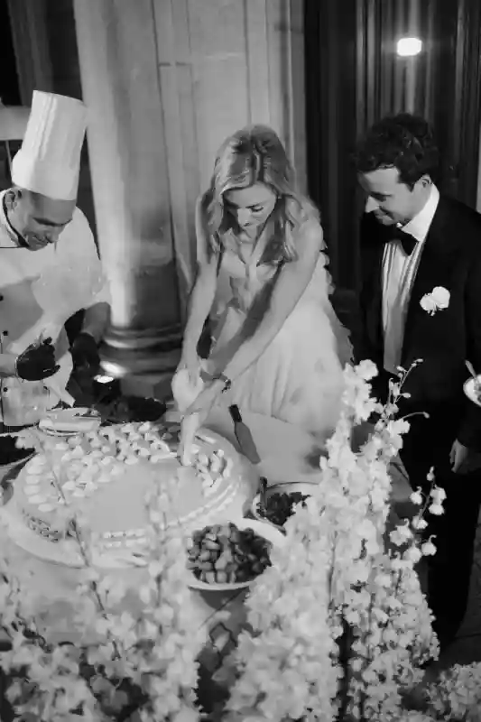 A Waterfront Wedding for Sandra and Chris