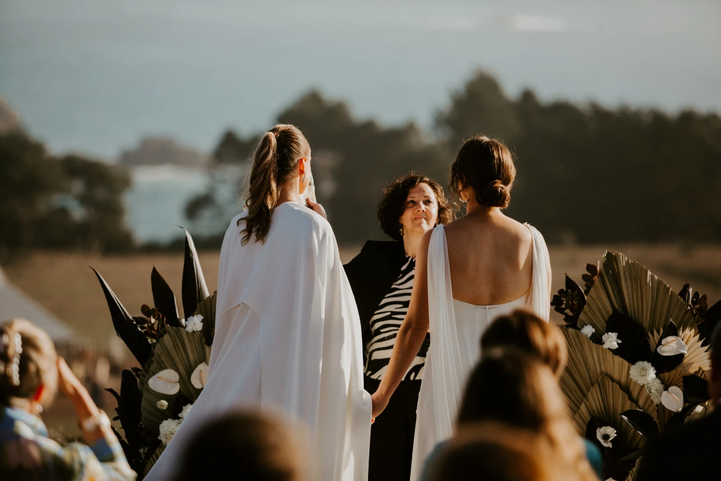 Santa Cruz Officiant