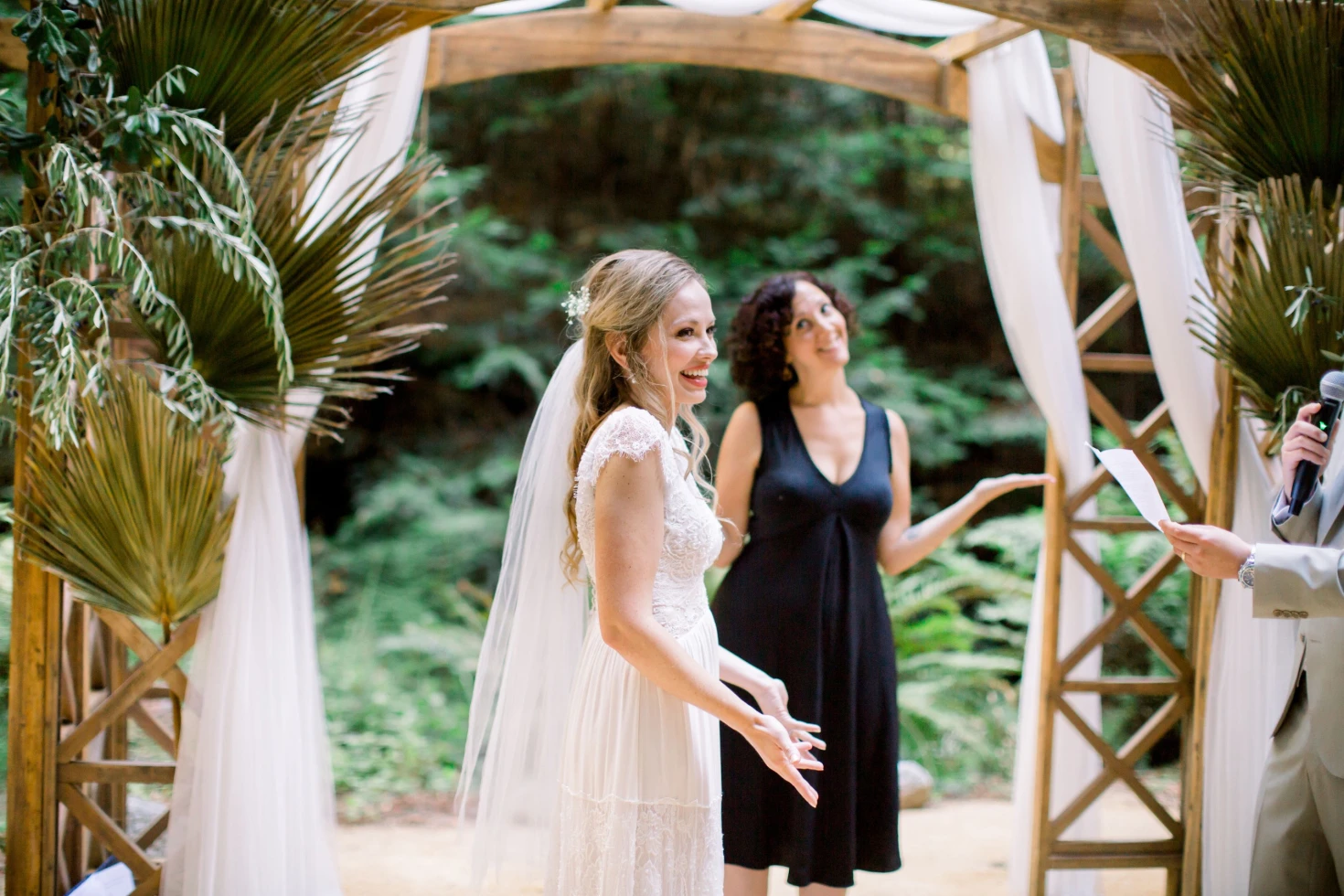 Santa Cruz Officiant