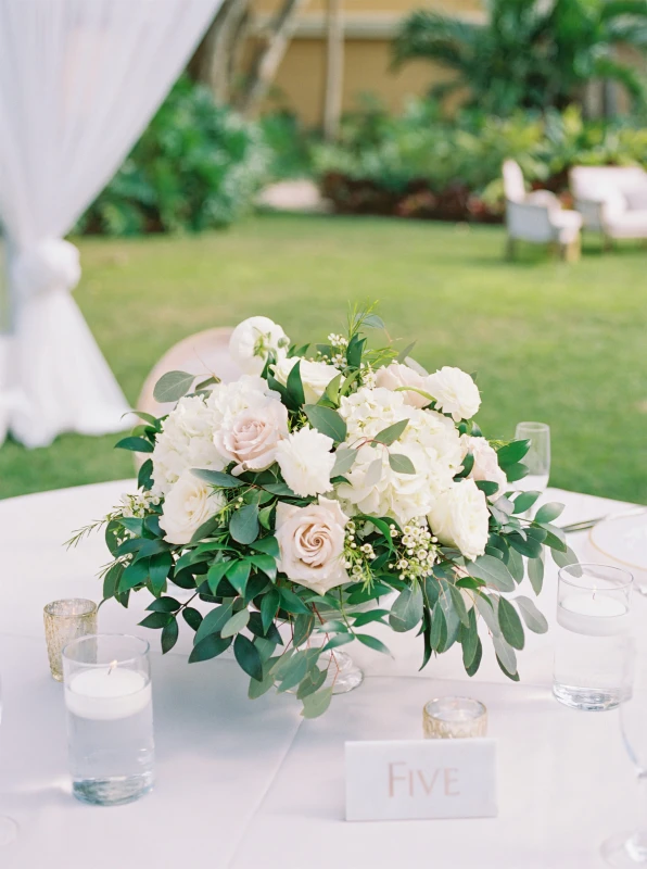 A Classic Wedding for Sara and Ryan