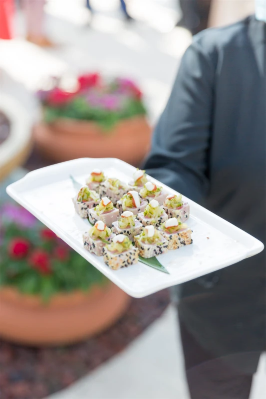 A Classic Wedding for Sara and Ryan