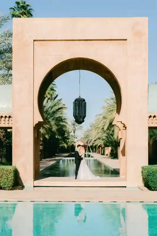 A Colorful Oasis Editorial for Sara and Mason