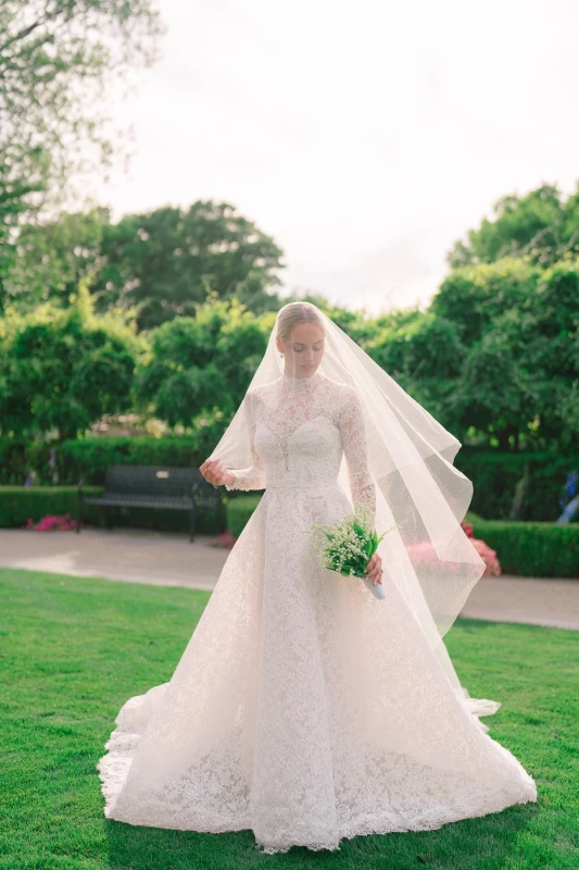 A Classic Wedding for Sarah and Hayden