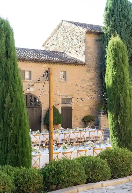 A Classic Wedding for Selina and Nick