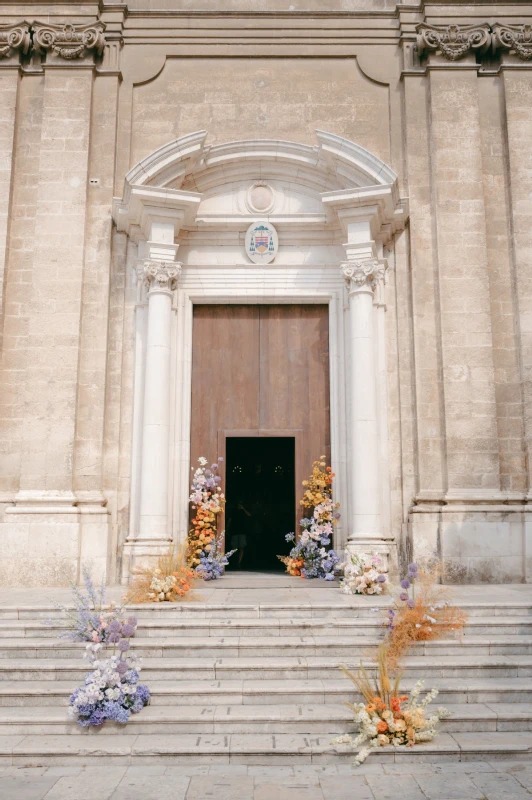 A Colorful Wedding for Serena and Umberto