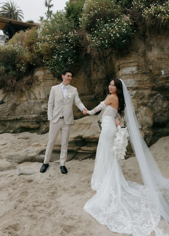 A Beach Wedding for Serena and Cyro