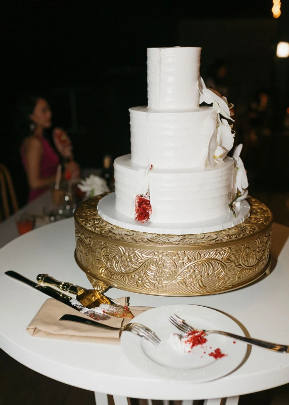 A Beach Wedding for Serena and Cyro