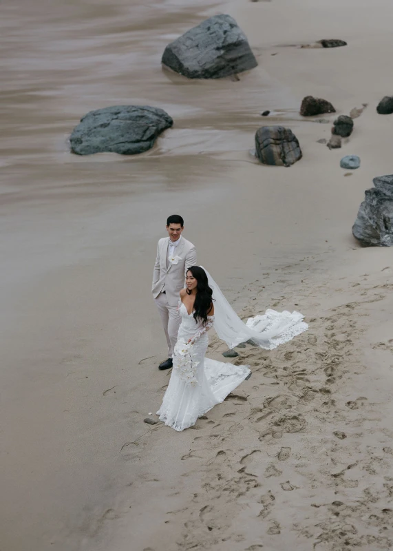 A Beach Wedding for Serena and Cyro