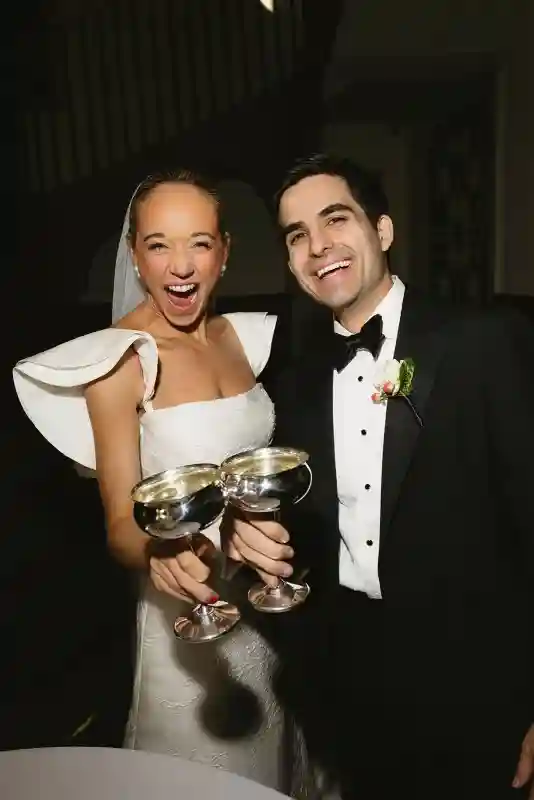 A Festive Wedding for Shannon and Chris
