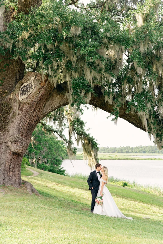 A Garden Wedding for Shannon and Quinn