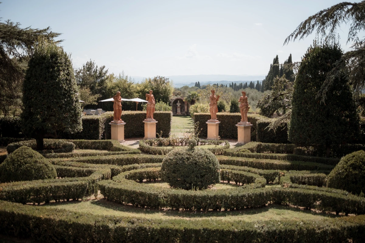 A Garden Wedding for Shauna and Guy