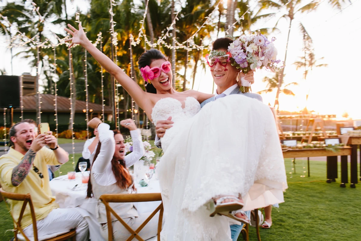 A Beach Wedding for Sissi and Jeff