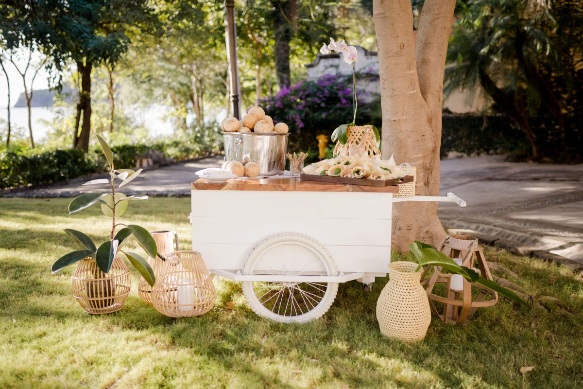 An Outdoor Wedding for Sofia and Juntaro