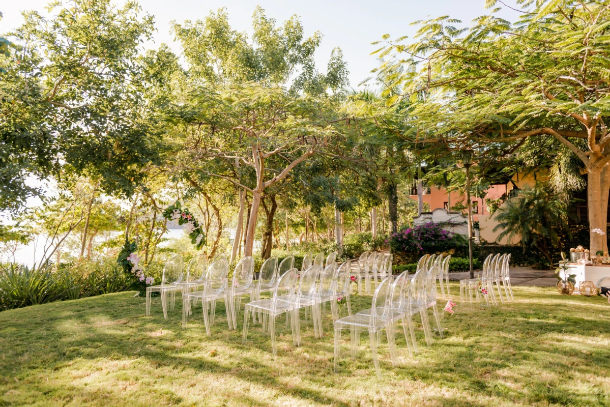 An Outdoor Wedding for Sofia and Juntaro