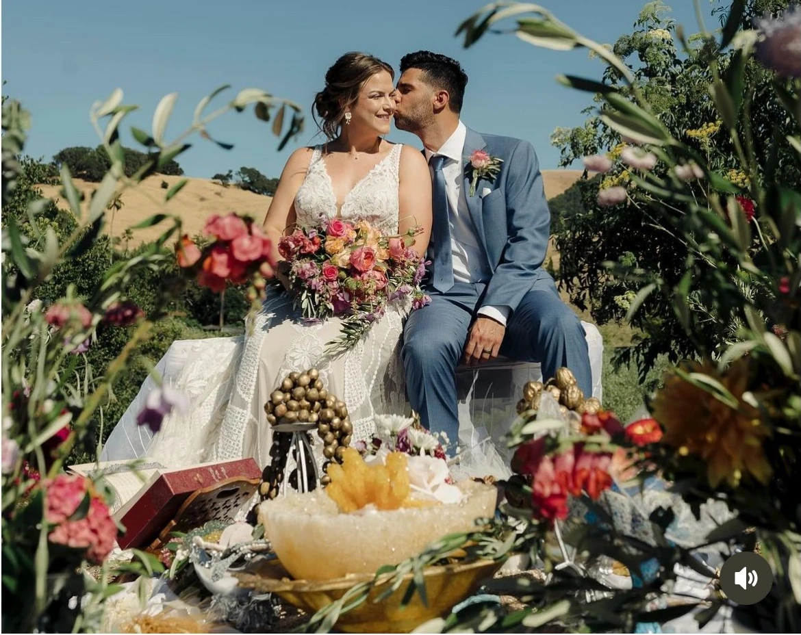 Sonoma Mobile Lounge 