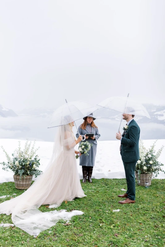 A Snowy Elopement for Stacie and Jimmy