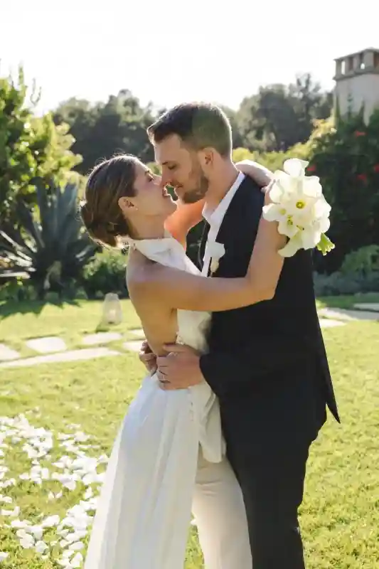 An Intimate Wedding for Stephanie and Jake