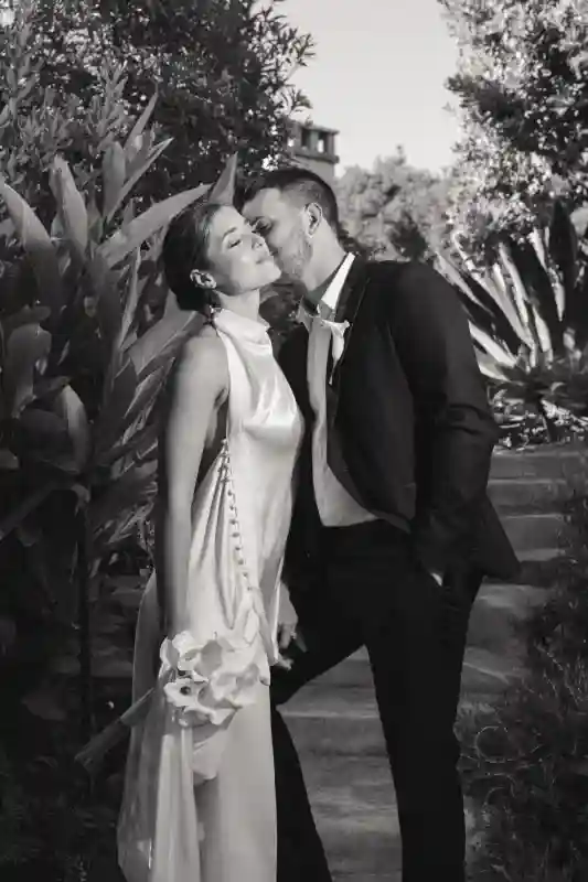 An Intimate Wedding for Stephanie and Jake