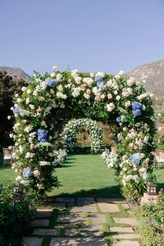 A Garden Wedding for Summer and Hunter