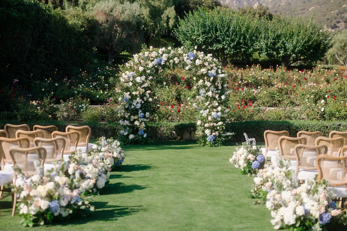 A Garden Wedding for Summer and Hunter