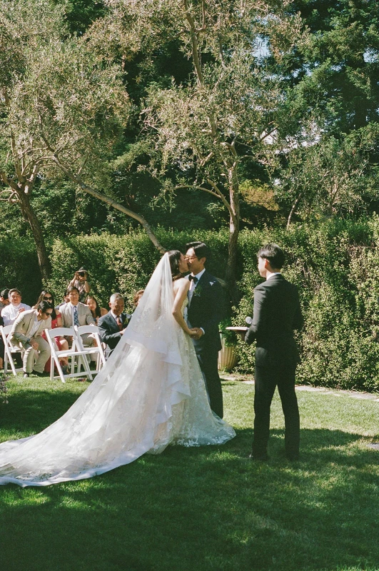 A Garden Wedding for Susan and Simon