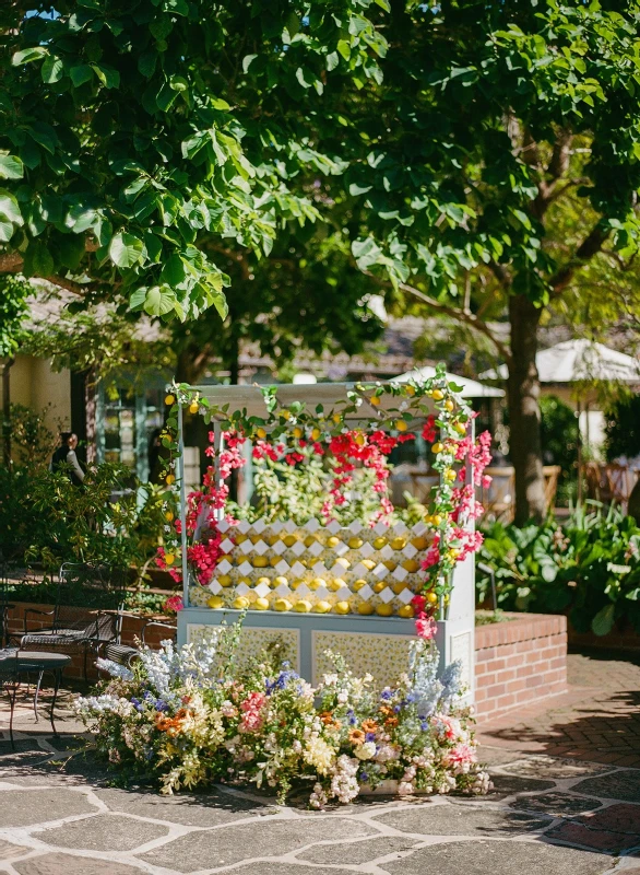 A Garden Wedding for Susan and Simon