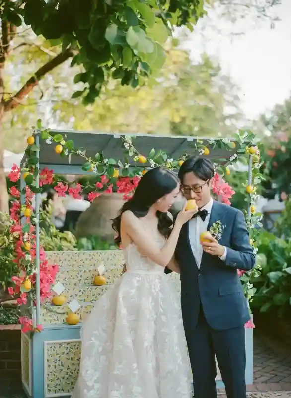 A Garden Wedding for Susan and Simon