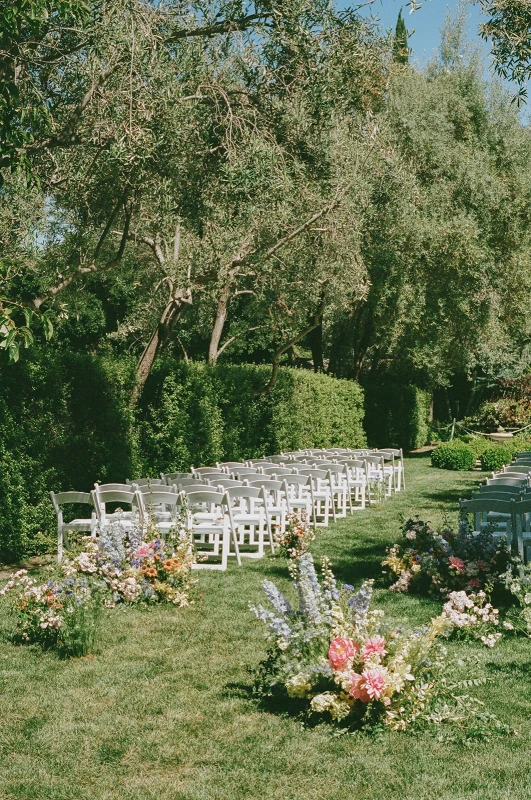 A Garden Wedding for Susan and Simon