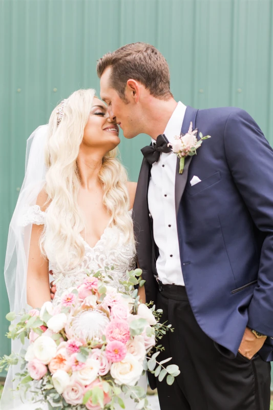 An Outdoor Wedding for Sydney and Ernie