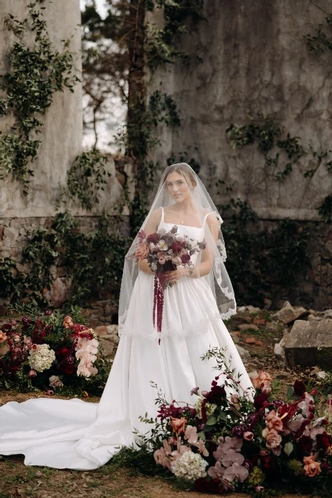 A Romantic Ruins Editorial