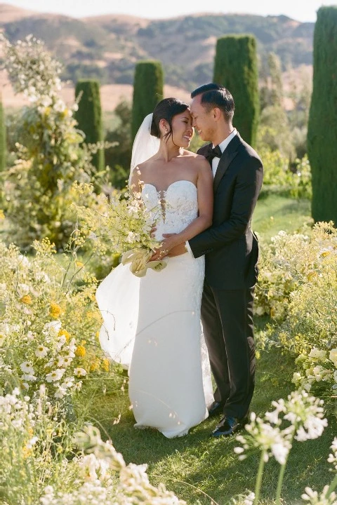 An Outdoor Wedding for Sylvia and Brian