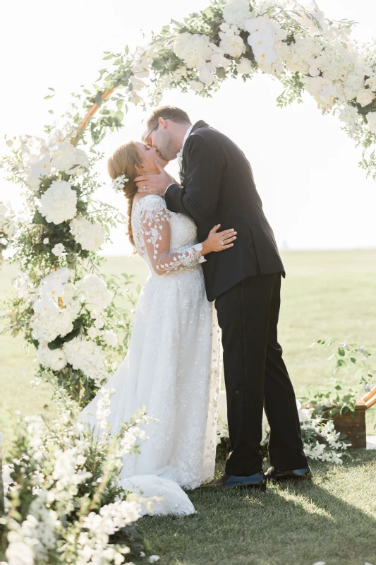 A Waterfront Wedding for Tammy and Hunter