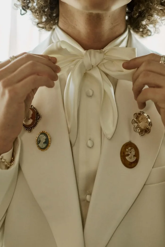 Men's Wedding Attire: A Complete Guide to Dress Codes, Suits, and Modern Groom Style