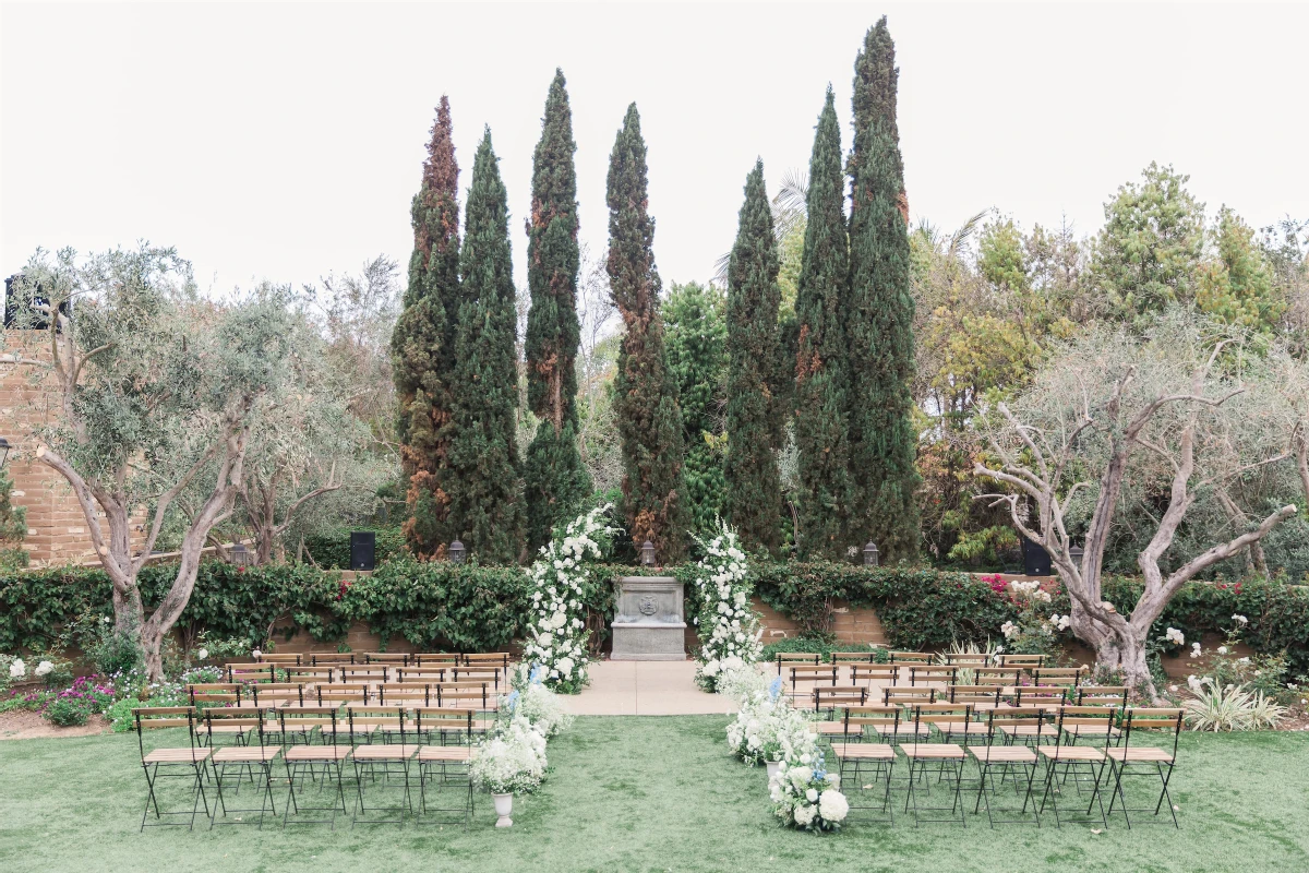 A Garden Wedding for Taylor and Brendan