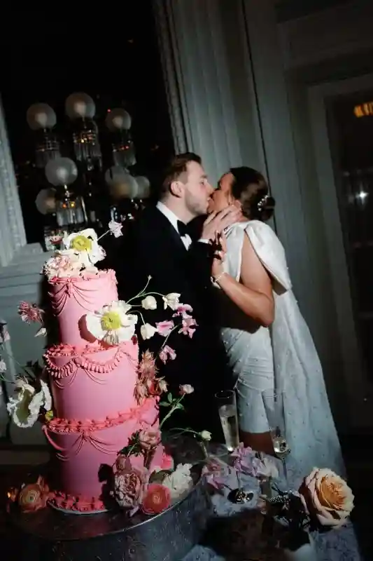 A Colorful Wedding for Taylor and Eric